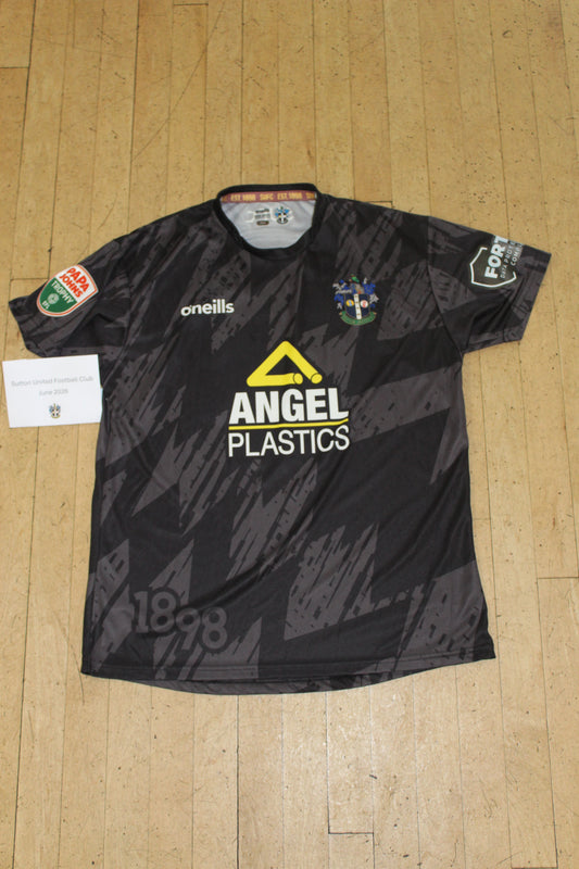 Brad House Black GK Shirt 2022-2023, Papa John's Trophy